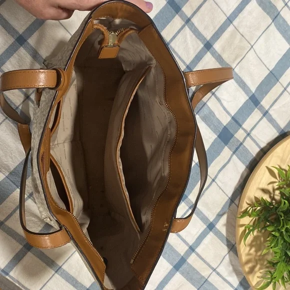 Michael Khor handbag - Picture 3 of 3